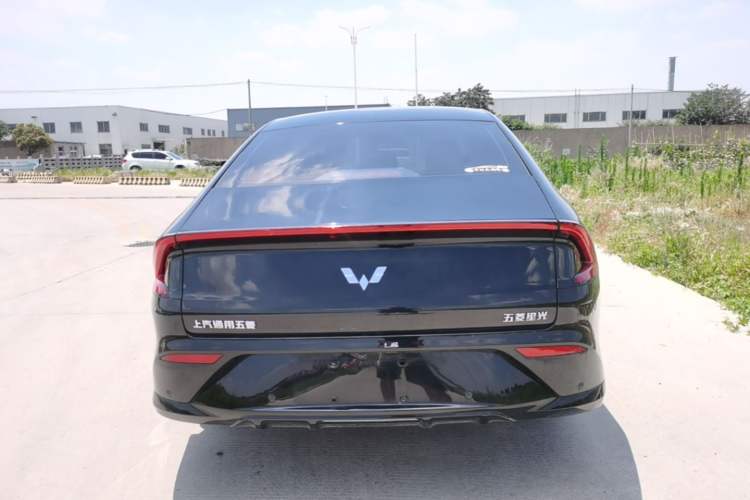 Used Wuling Xingguang 2024 Co-Creation Edition 70 Standard Model Rear
