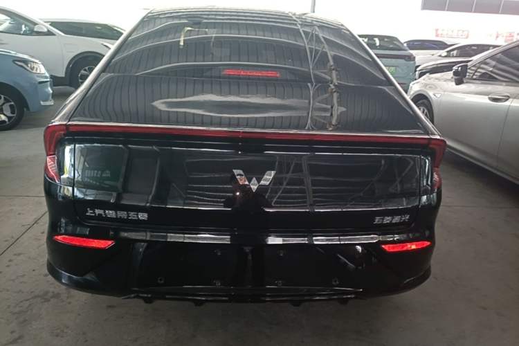 Used Wuling Xingguang 2024 Co-Creation Edition 510 Advanced Model Rear