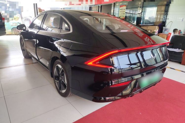 Used Wuling Xingguang 2024 Co-Creation Edition 510 Advanced Model Rear Left 45 Deg