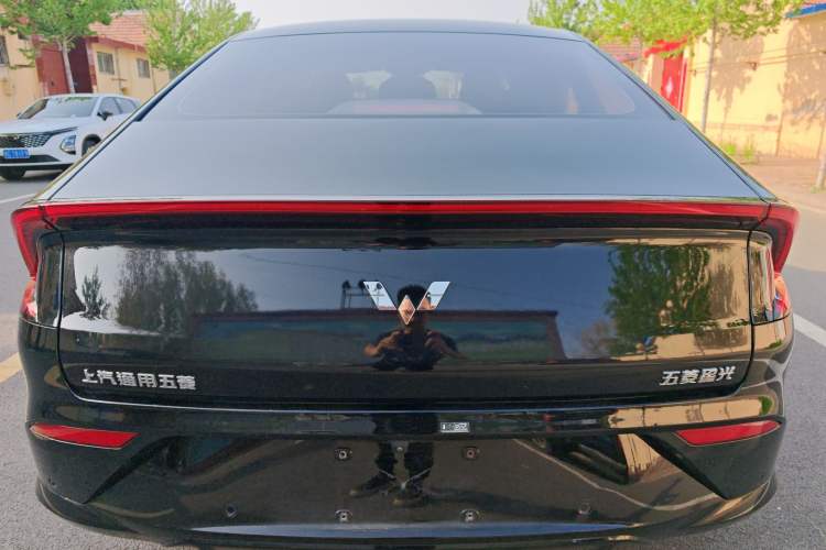Used Wuling Xingguang 2024 Co-Creation Edition 510 Advanced Model Rear