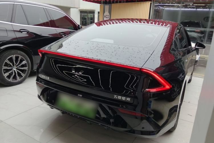 Used Wuling Xingguang 2024 Co-Creation Edition 150 Flagship Model Rear Right 45 Deg
