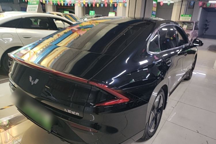 Used Wuling Xingguang 2024 Co-Creation Edition 510 Advanced Model Rear Right 45 Deg