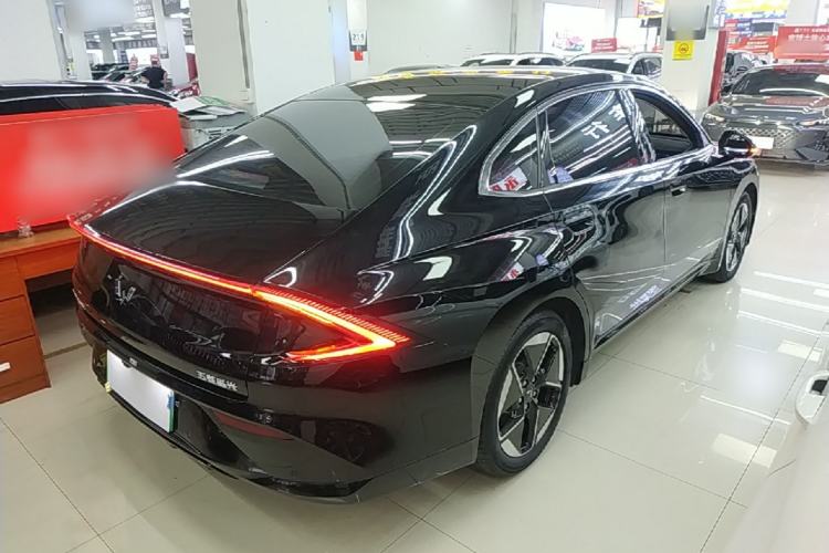 Used Wuling Xingguang 2024 Co-Creation Edition 510 Advanced Model Rear Right 45 Deg