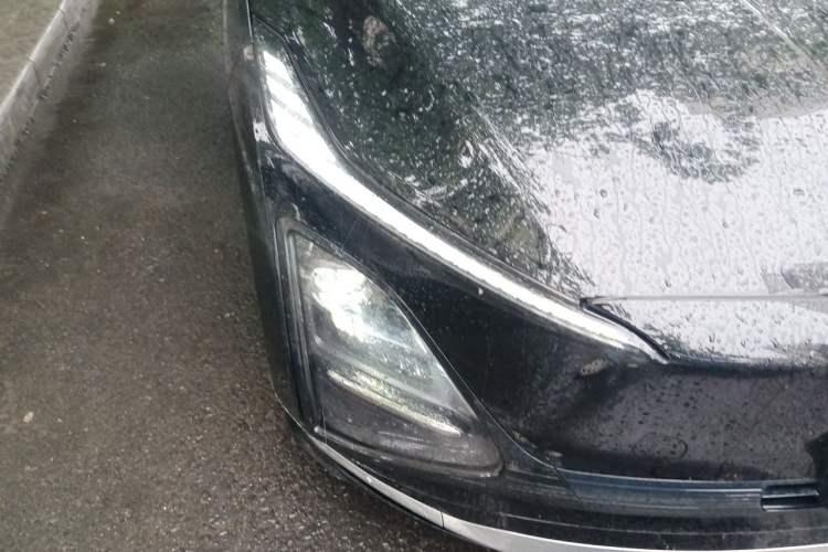 Used Wuling Xingguang 2024 Co-Creation Edition 510 Advanced Model Right Front Headlight