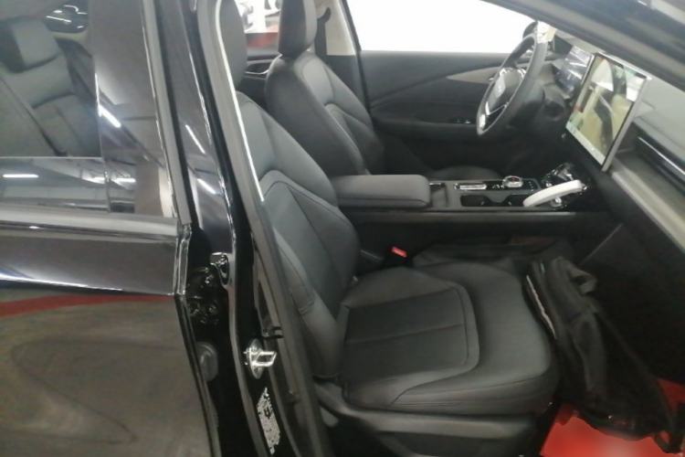 Used Wuling Xingguang 2024 Co-Creation Edition 70 Standard Model Right Front Seat