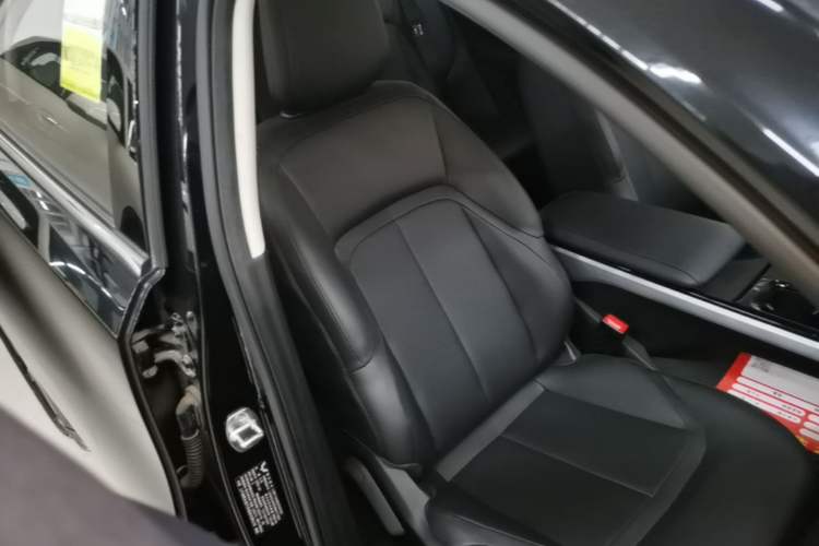 Used Wuling Xingguang 2024 Co-Creation Edition 150 Flagship Model Right Front Seat