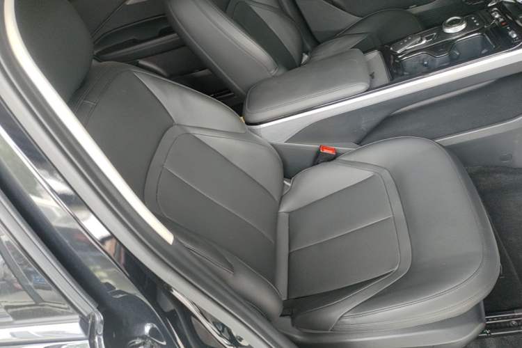 Used Wuling Xingguang 2024 Co-Creation Edition 150 Flagship Model Right Front Seat