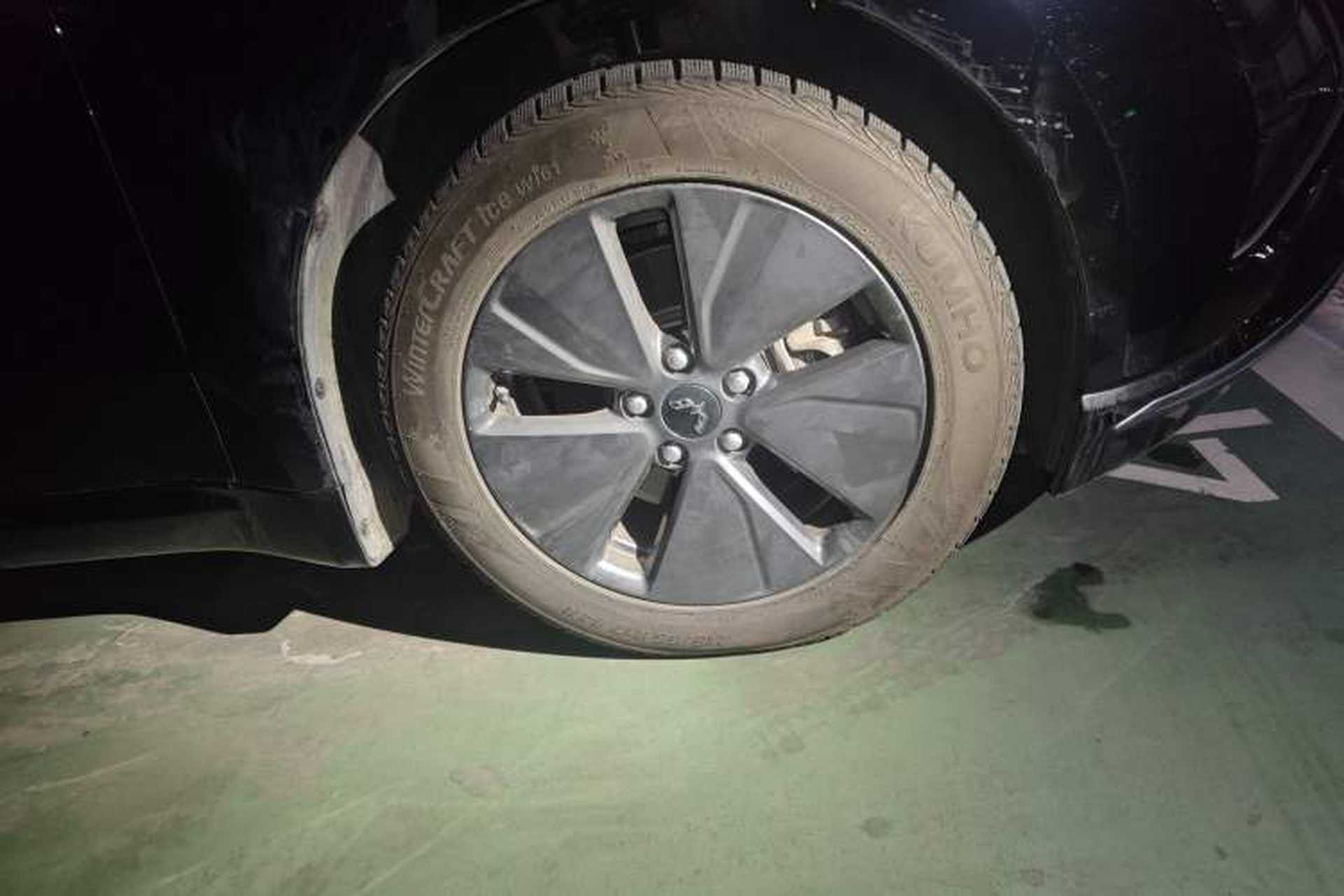 Used Wuling Xingguang 2024 Co-creation Edition 150 Standard Model Right Front Wheel Hub