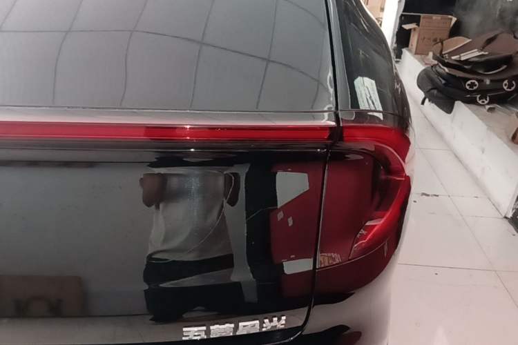 Used Wuling Xingguang 2024 Co-Creation Edition 510 Advanced Model Right Rear Taillight