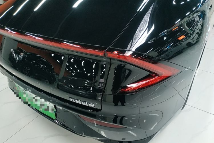 Used Wuling Xingguang 2024 Co-Creation Edition 510 Advanced Model Right Rear Taillight