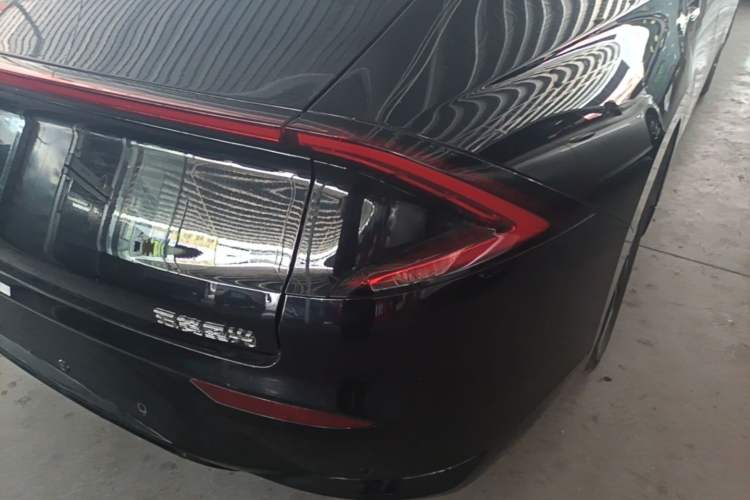 Used Wuling Xingguang 2024 Co-Creation Edition 510 Advanced Model Right Rear Taillight
