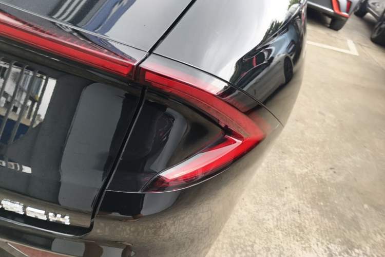 Used Wuling Xingguang 2024 Co-Creation Edition 150 Flagship Model Right Rear Taillight