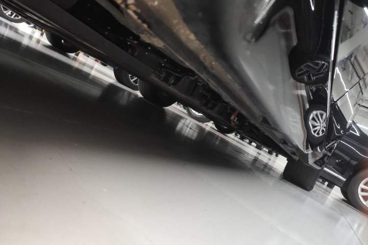 Used Wuling Xingguang 2024 Co-Creation Edition 150 Flagship Model Right Side Sill