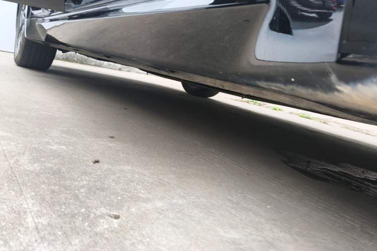 Used Wuling Xingguang 2024 Co-Creation Edition 150 Flagship Model Right Side Sill