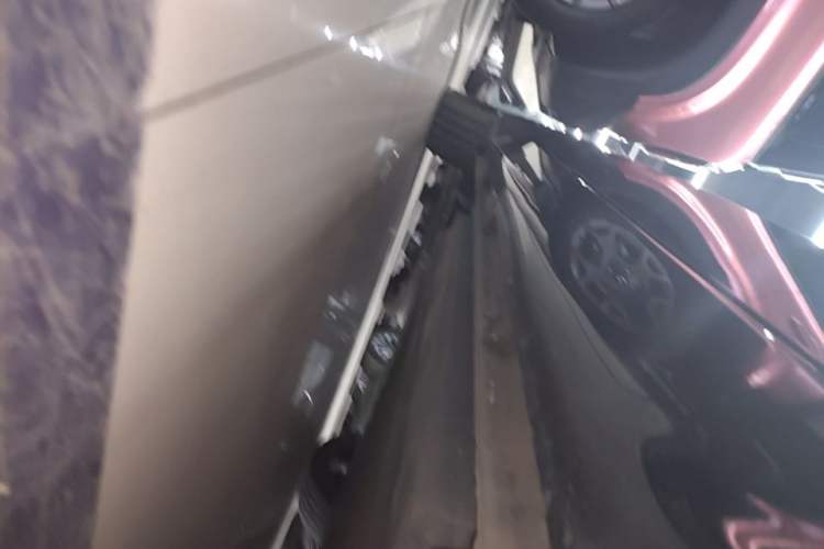 Used Wuling Xingguang 2024 Co-Creation Edition 510 Advanced Model Right Side Sill