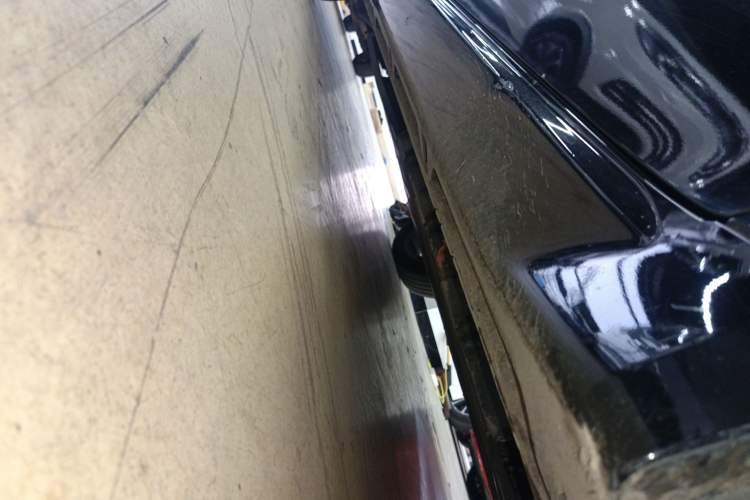 Used Wuling Xingguang 2024 Co-Creation Edition 150 Flagship Model Right Side Sill