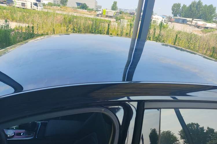 Used Wuling Xingguang 2024 Co-creation Edition 150 Standard Model Roof