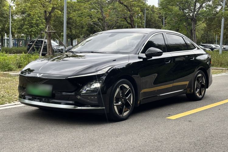 Wuling Xingguang 2024 Co-Creation Edition 510 Advanced Model