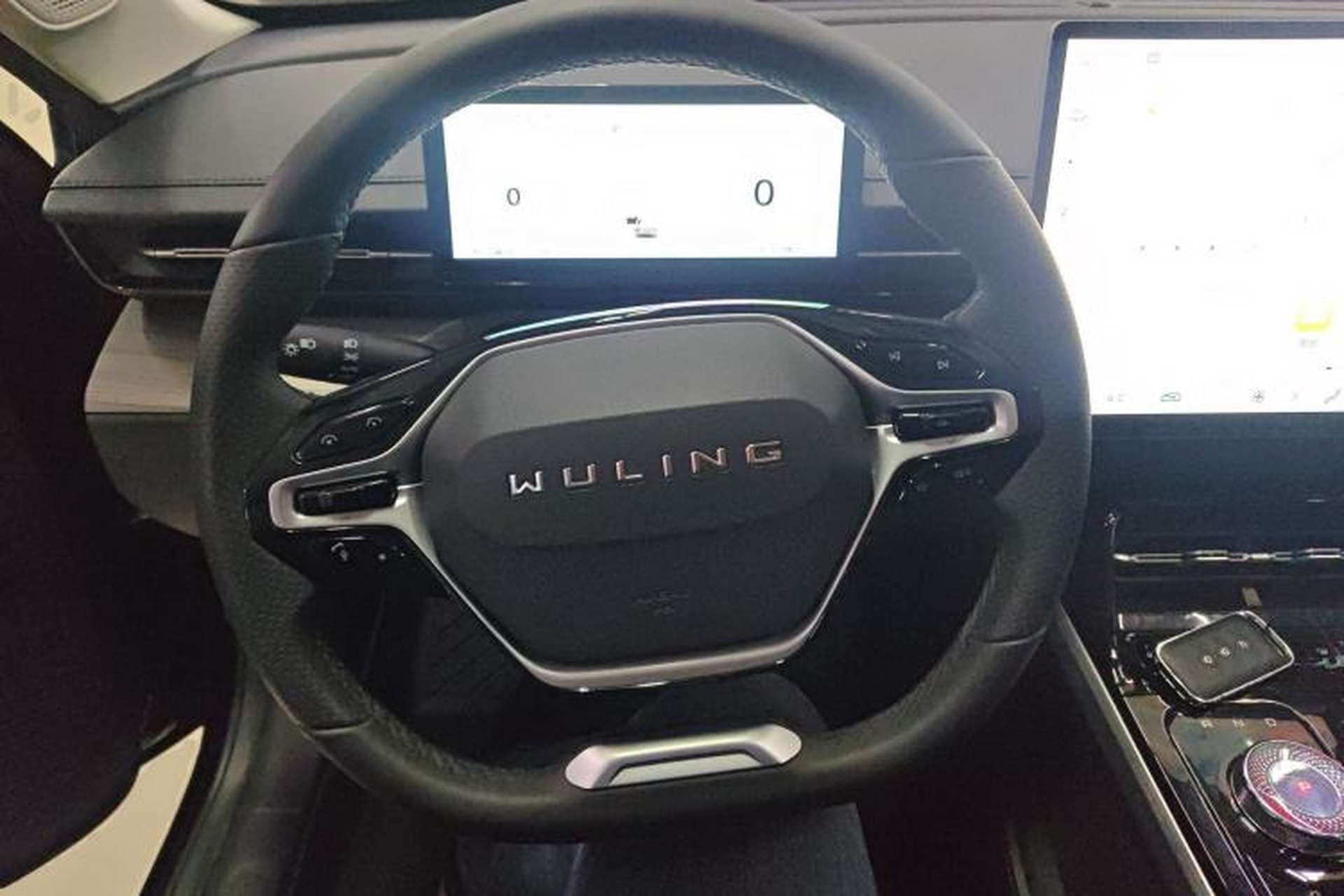 Used Wuling Xingguang 2024 Co-Creation Edition 510 Advanced Model Steering Wheel