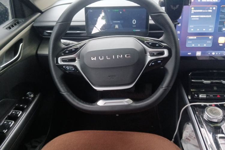 Used Wuling Xingguang 2024 Co-Creation Edition 510 Advanced Model Steering Wheel