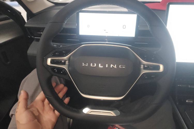 Used Wuling Xingguang 2024 Co-Creation Edition 150 Flagship Model Steering Wheel