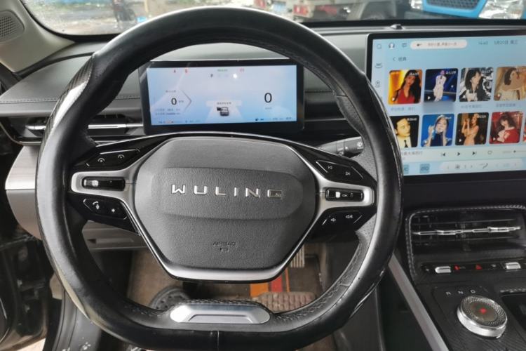 Used Wuling Xingguang 2024 Co-Creation Edition 150 Advanced Model Steering Wheel
