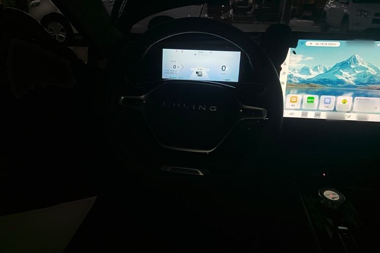 Used Wuling Xingguang 2024 Co-Creation Edition 510 Advanced Model Steering Wheel