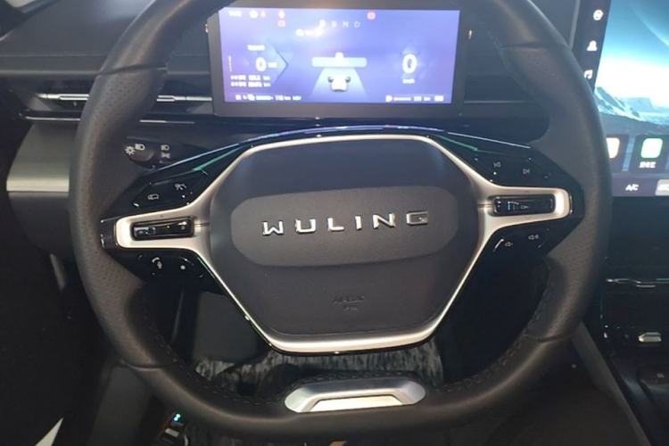 Used Wuling Xingguang 2024 Co-Creation Edition 150 Advanced Model Steering Wheel