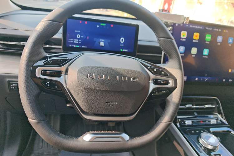Used Wuling Xingguang 2024 Co-Creation Edition 510 Advanced Model Steering Wheel