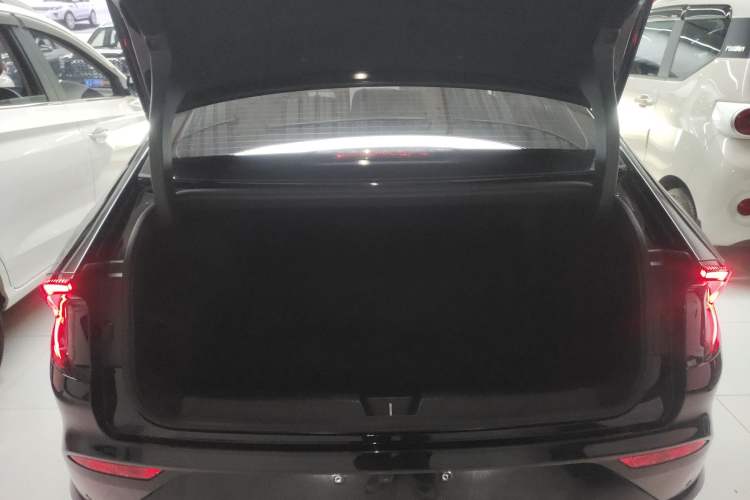 Used Wuling Xingguang 2024 Co-Creation Edition 150 Flagship Model Trunk