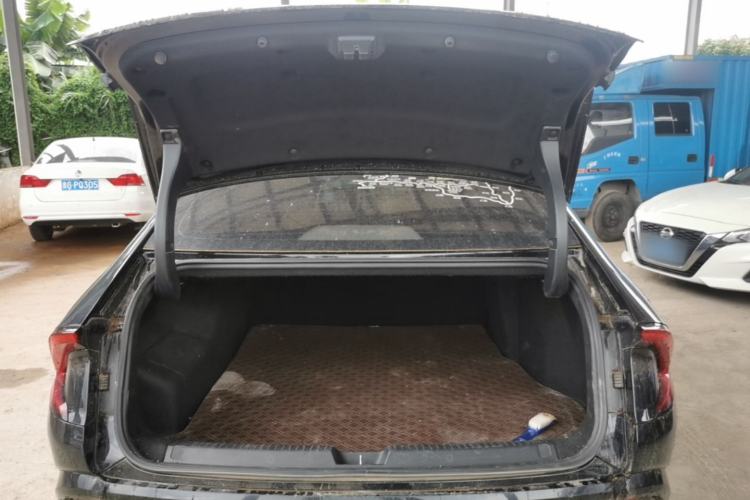 Used Wuling Xingguang 2024 Co-Creation Edition 150 Advanced Model Trunk