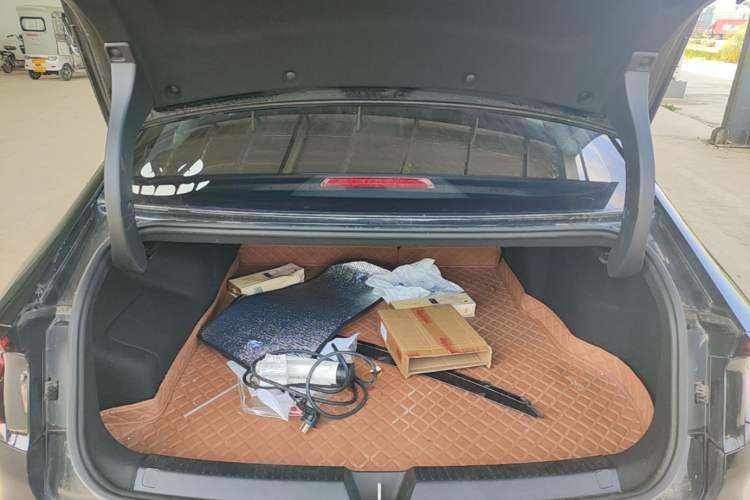 Used Wuling Xingguang 2024 Co-creation Edition 150 Standard Model Trunk