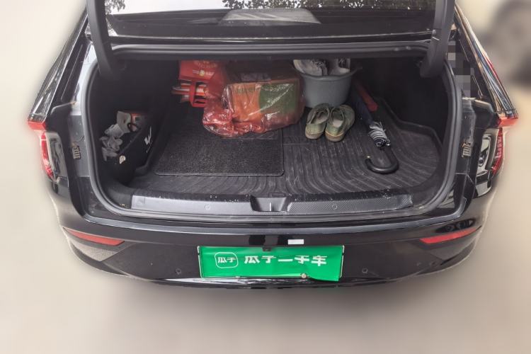 Used Wuling Xingguang 2024 Co-Creation Edition 510 Advanced Model Trunk