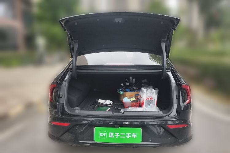 Used Wuling Xingguang 2024 Co-Creation Edition 150 Advanced Model Trunk