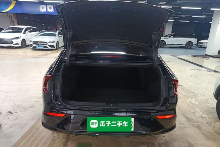 Used Wuling Xingguang 2024 Co-Creation Edition 150 Flagship Model Trunk