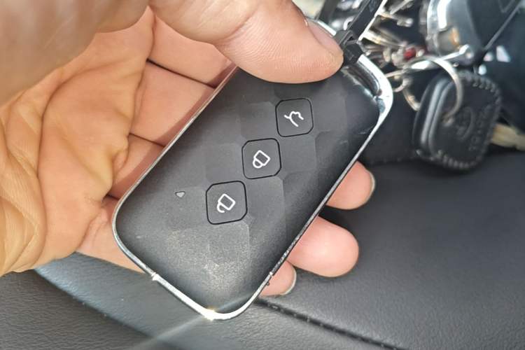 Used Wuling Xingguang 2024 Co-creation Edition 150 Standard Model Vehicle Key