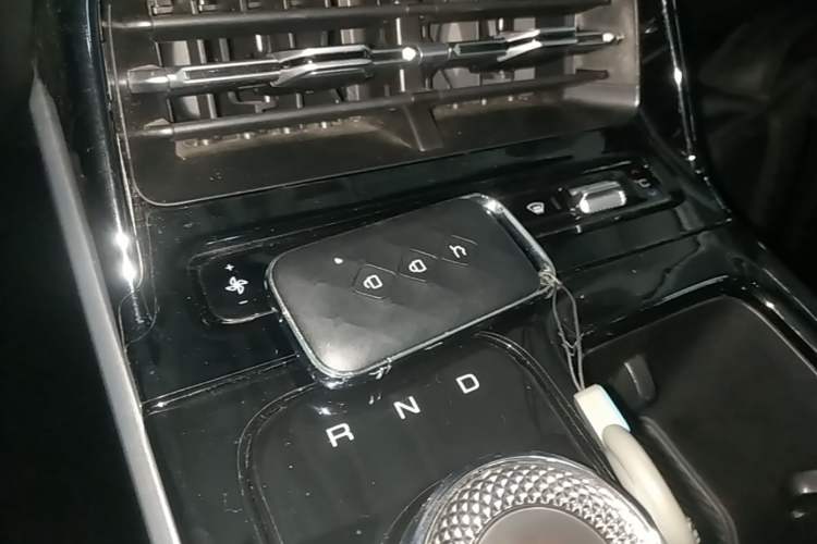 Used Wuling Xingguang 2024 Co-Creation Edition 510 Advanced Model Vehicle Key