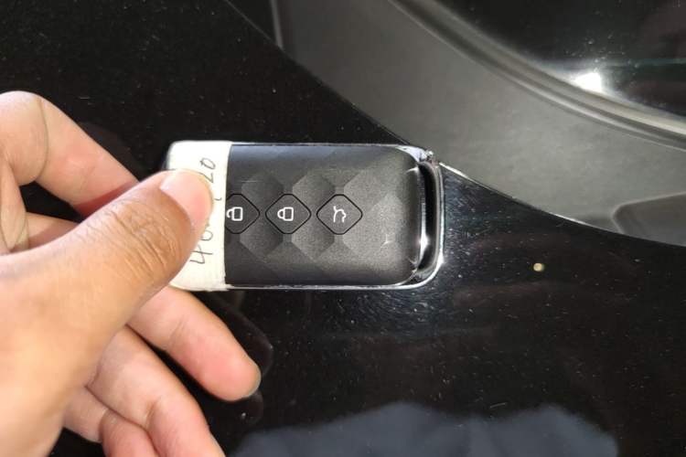 Used Wuling Xingguang 2024 Co-Creation Edition 510 Advanced Model Vehicle Key