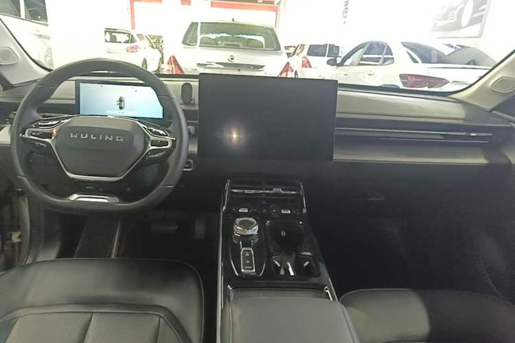 Used Wuling Xingguang 2024 Co-Creation Edition 510 Advanced Model Audio And AC Panel