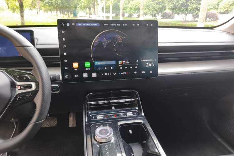 Used Wuling Xingguang 2024 Co-Creation Edition 510 Advanced Model Audio And AC Panel