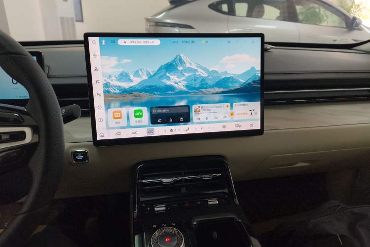 Used Wuling Xingguang 2024 Co-Creation Edition 510 Advanced Model Audio And AC Panel