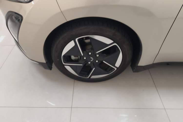 Used Wuling Xingguang 2024 Co-Creation Edition 510 Advanced Model Exterior 7