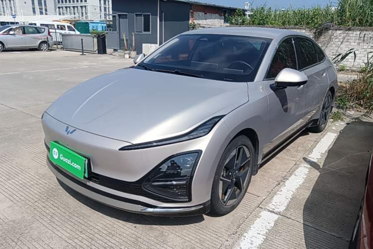 Used Wuling Xingguang 2024 Co-Creation Edition 510 Advanced Model Guazi used car, China used car export, Used car for sale, Used  cars, Cheapest cars for sale