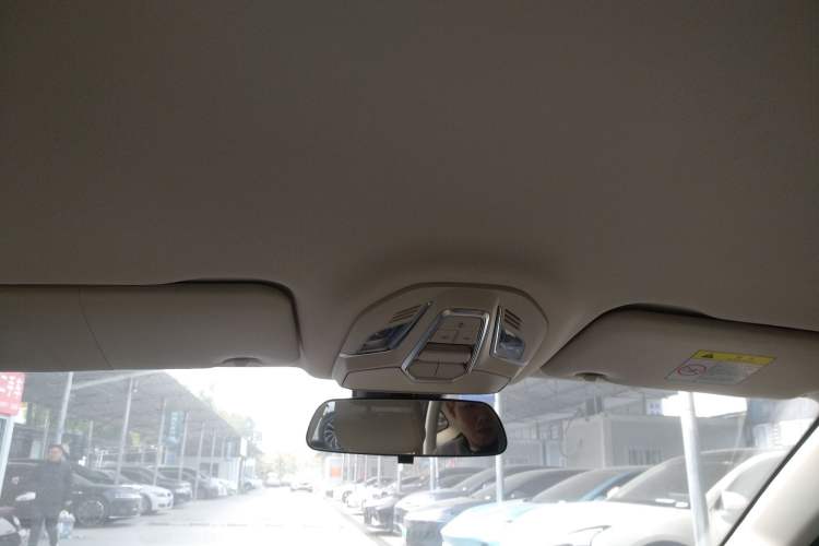 Used Wuling Xingguang 2024 Co-Creation Edition 510 Advanced Model Headliner