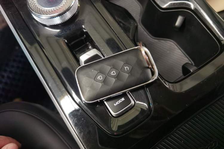Used Wuling Xingguang 2024 Co-Creation Edition 510 Advanced Model Interior 1