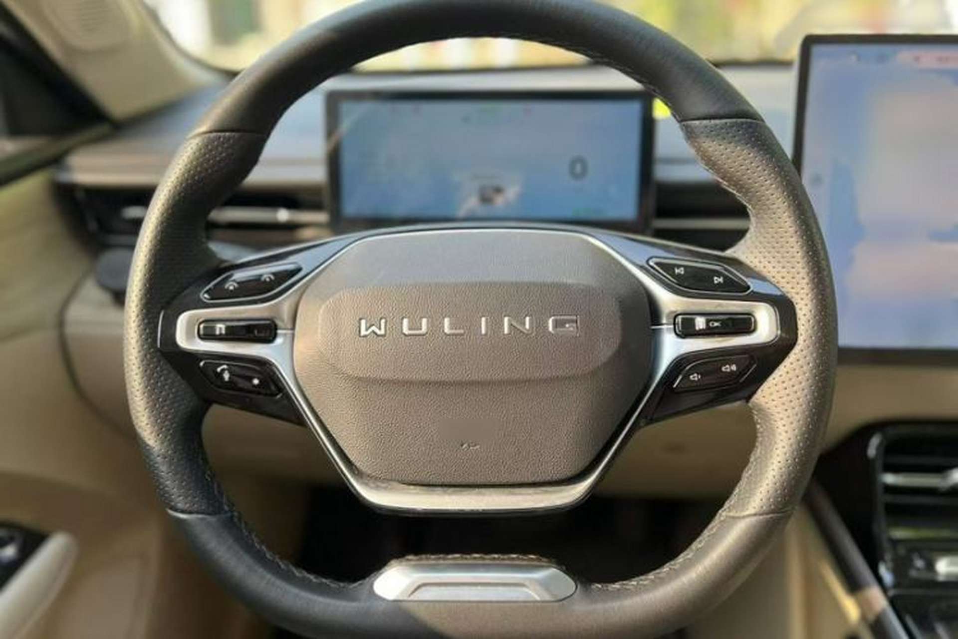 Used Wuling Xingguang 2024 Co-Creation Edition 510 Advanced Model Interior 2