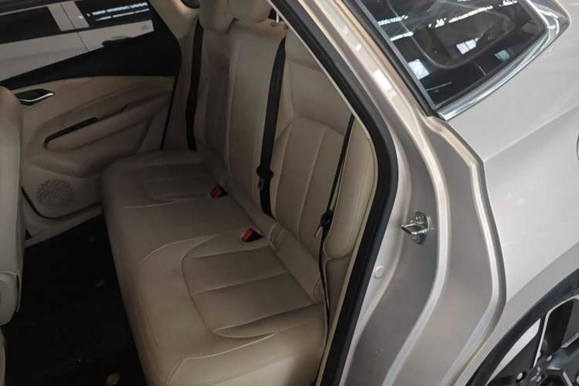 Used Wuling Xingguang 2024 Co-Creation Edition 510 Advanced Model Interior 4