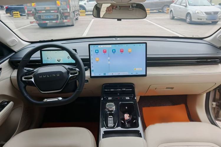 Used Wuling Xingguang 2024 Co-Creation Edition 510 Advanced Model Interior 4