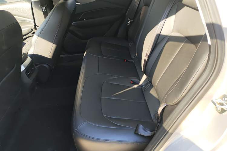 Used Wuling Xingguang 2024 Co-Creation Edition 510 Advanced Model Interior 4