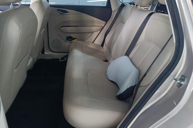 Used Wuling Xingguang 2024 Co-Creation Edition 510 Advanced Model Interior 4